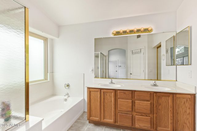 10001 W POTTER Drive, Peoria, AZ 85382