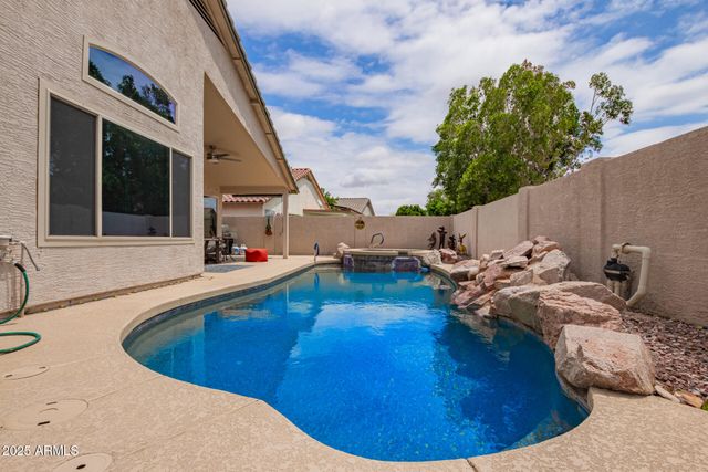 10001 W POTTER Drive, Peoria, AZ 85382