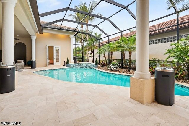 3093 Terramar DR, Naples, FL 34119
