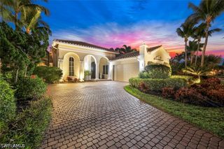 3093 Terramar DR, Naples, FL 34119