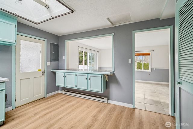 17205 Spruce Way, Lynnwood, WA 98037