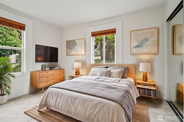 17205 Spruce Way, Lynnwood, WA 98037