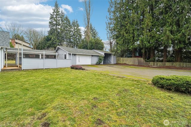17205 Spruce Way, Lynnwood, WA 98037