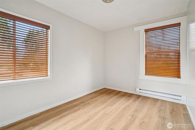 17205 Spruce Way, Lynnwood, WA 98037