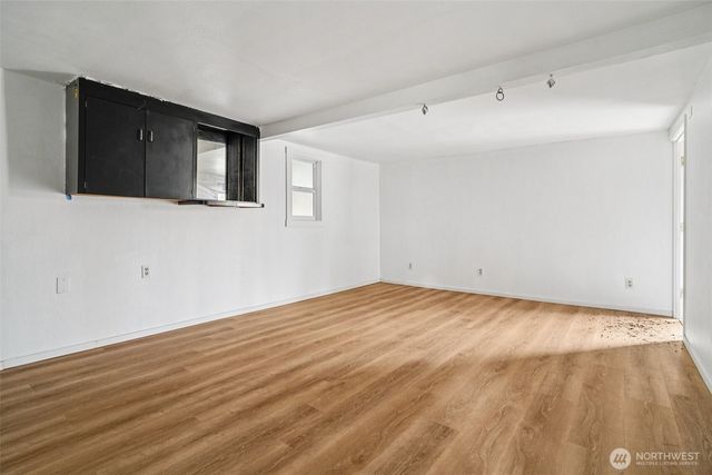 17205 Spruce Way, Lynnwood, WA 98037