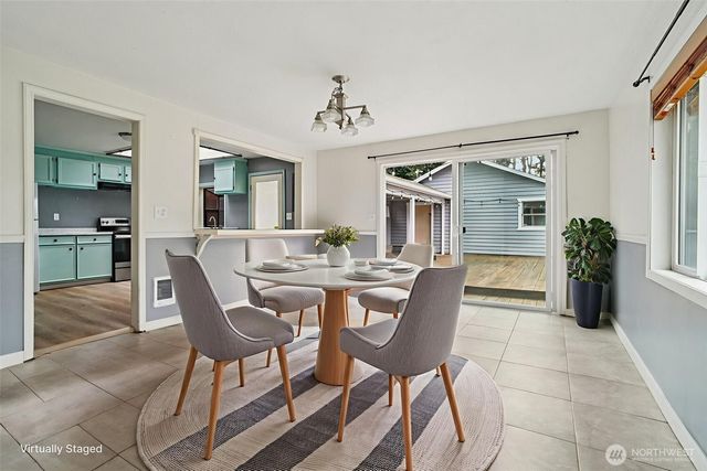 17205 Spruce Way, Lynnwood, WA 98037