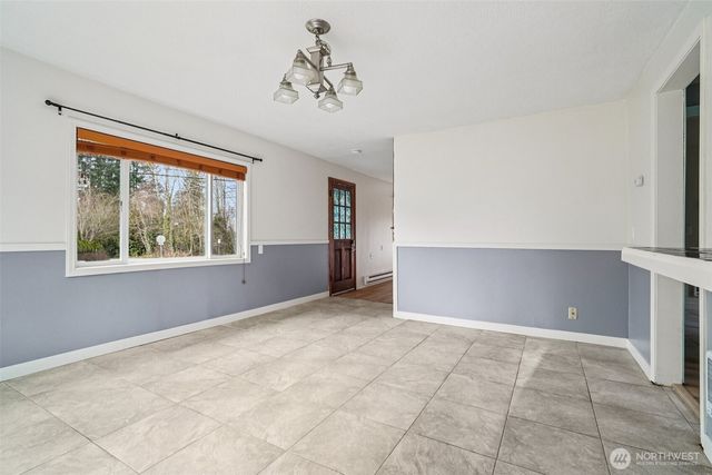 17205 Spruce Way, Lynnwood, WA 98037