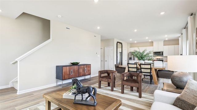 207 Joseph Drive, New Stanton, PA 15639