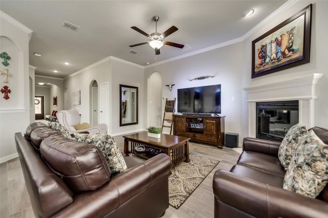 639 Devonshire Drive, Fate, TX 75189