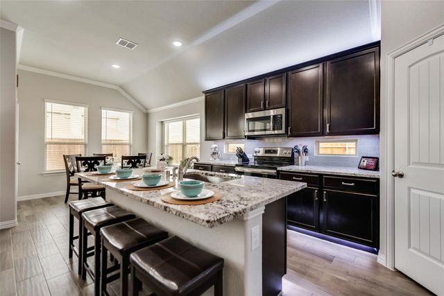 639 Devonshire Drive, Fate, TX 75189