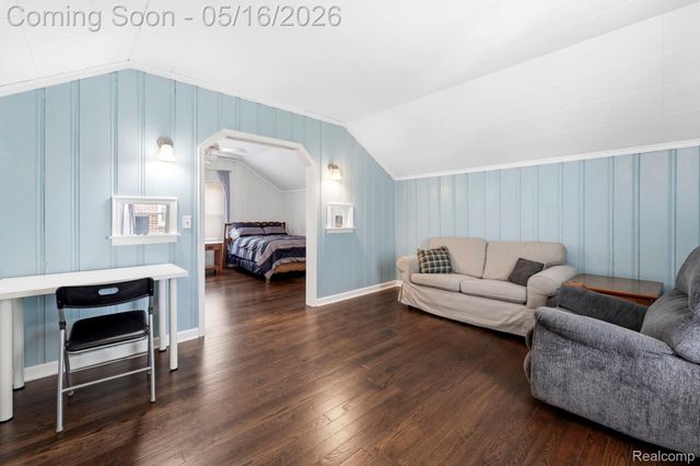 15170 Euclid Avenue, Allen Park, MI 48101