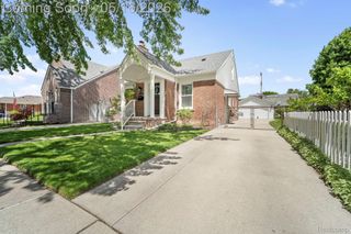 15170 Euclid Avenue, Allen Park, MI 48101