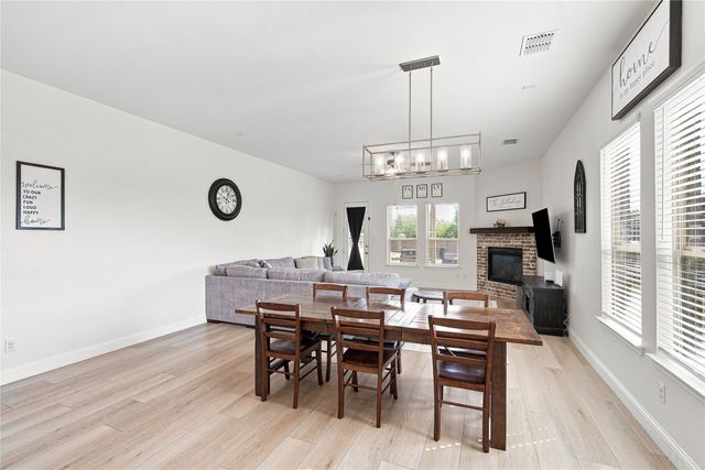 420 Wrangler Way, Waxahachie, TX 75167