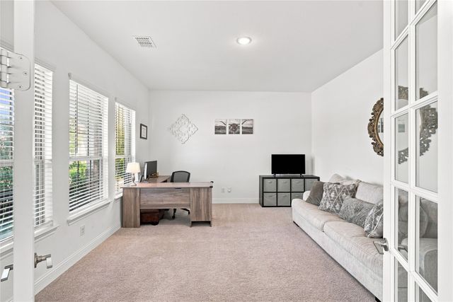 420 Wrangler Way, Waxahachie, TX 75167