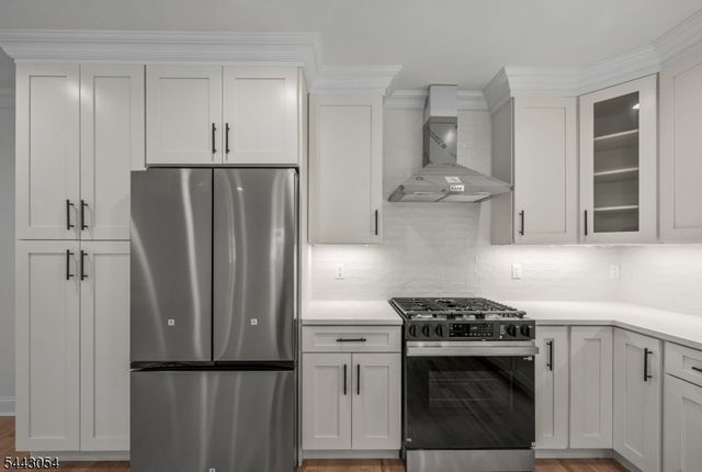 36 Albert Ave, Fair Lawn Boro, NJ 07410