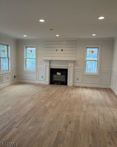 36 Albert Ave, Fair Lawn Boro, NJ 07410