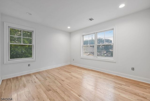 36 Albert Ave, Fair Lawn Boro, NJ 07410