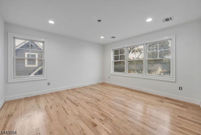 36 Albert Ave, Fair Lawn Boro, NJ 07410