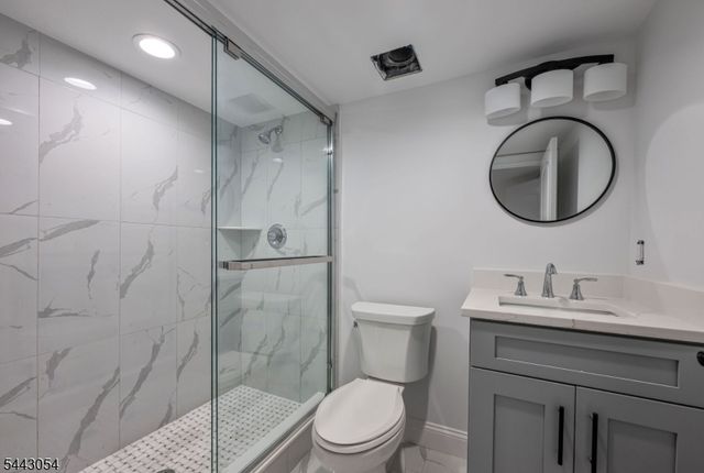 36 Albert Ave, Fair Lawn Boro, NJ 07410