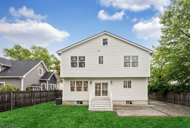 36 Albert Ave, Fair Lawn Boro, NJ 07410