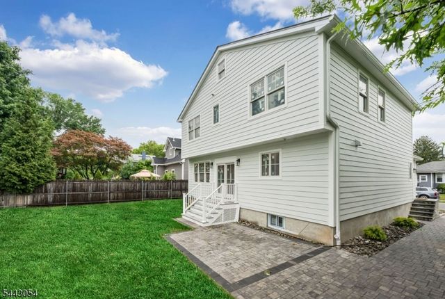 36 Albert Ave, Fair Lawn Boro, NJ 07410