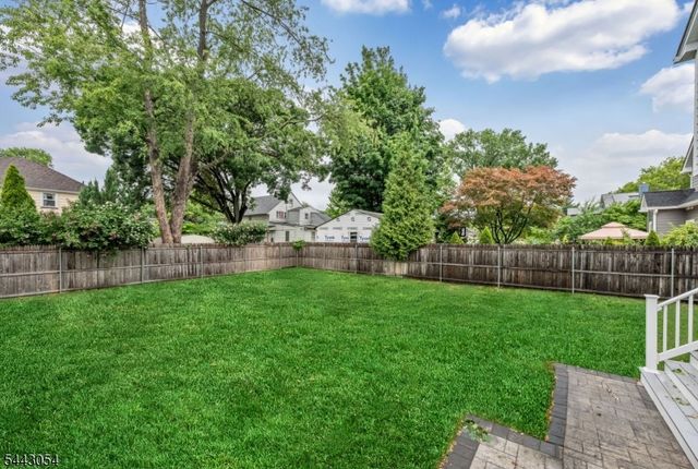36 Albert Ave, Fair Lawn Boro, NJ 07410