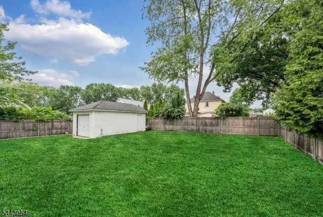 36 Albert Ave, Fair Lawn Boro, NJ 07410