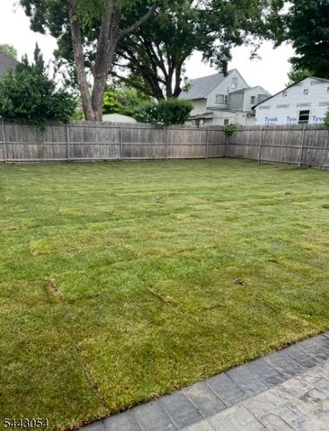 36 Albert Ave, Fair Lawn Boro, NJ 07410