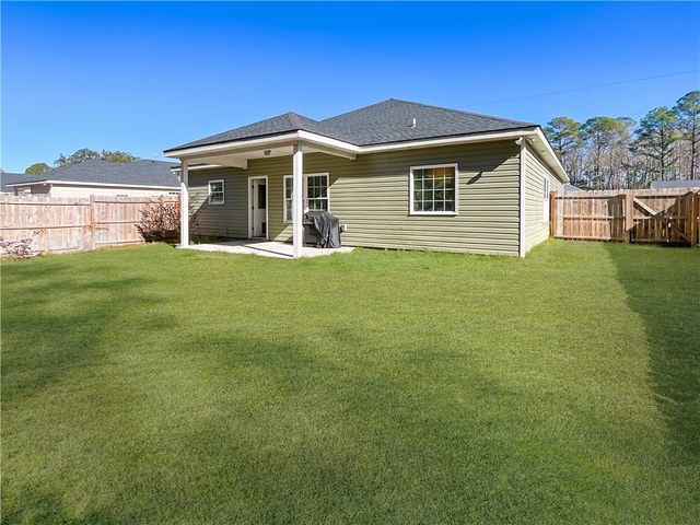 1225 Market Street, Darien, GA 31305