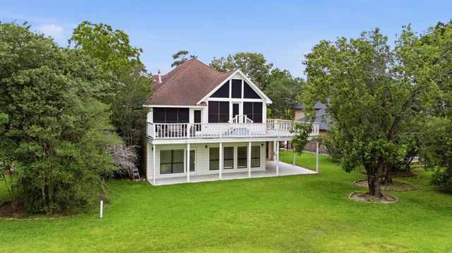 7714 Par Five Drive, Humble, TX 77346