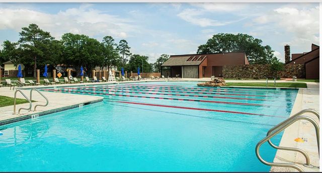 7714 Par Five Drive, Humble, TX 77346