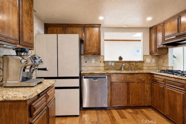 2021 Kristi, Santa Ana, CA 92701