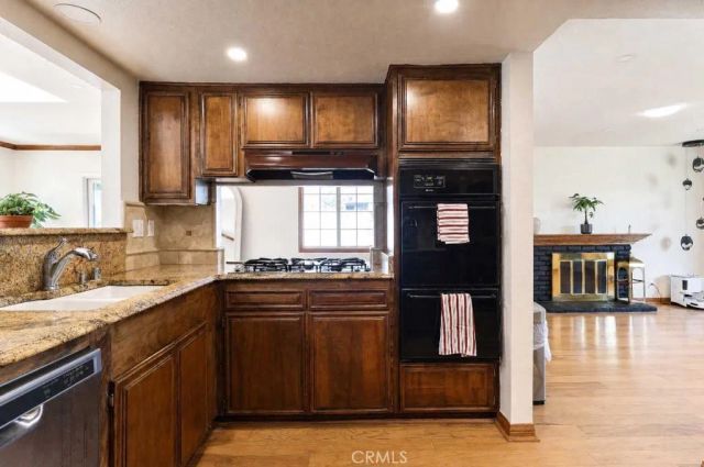 2021 Kristi, Santa Ana, CA 92701