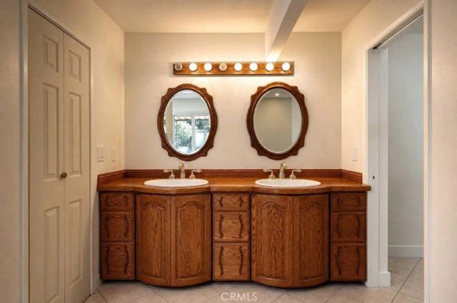 2021 Kristi, Santa Ana, CA 92701