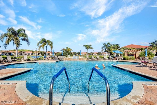 2469 Millcreek LN 102, Naples, FL 34119