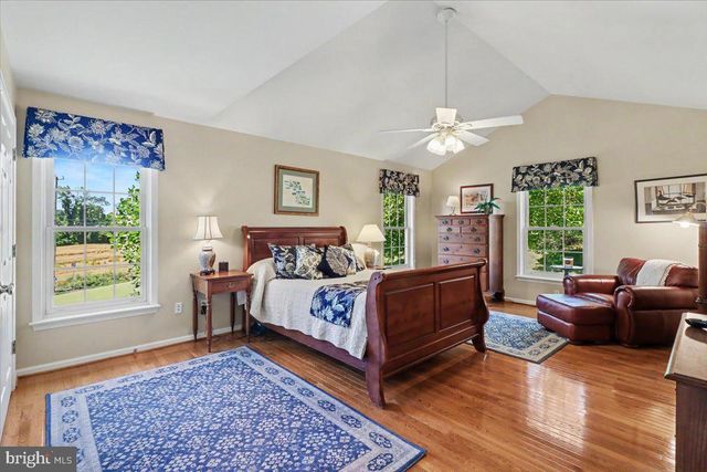 243 S PINE ST, Elverson, PA 19520