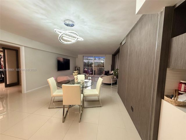 6039 Collins Ave 635, Miami Beach, FL 33140