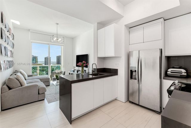 1723 SW 2nd Ave PH2, Miami, FL 33129