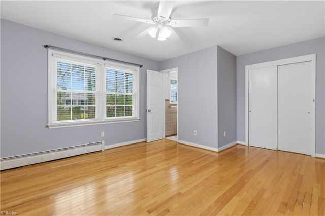 413 Shoreline DR, Hampton, VA 23669