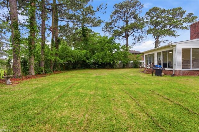 413 Shoreline DR, Hampton, VA 23669