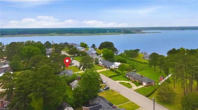 413 Shoreline DR, Hampton, VA 23669
