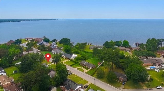 413 Shoreline DR, Hampton, VA 23669