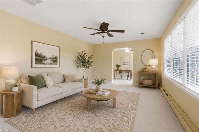 413 Shoreline DR, Hampton, VA 23669