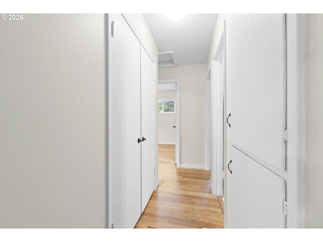 3716 Se 70TH Ave, Portland, OR 97206