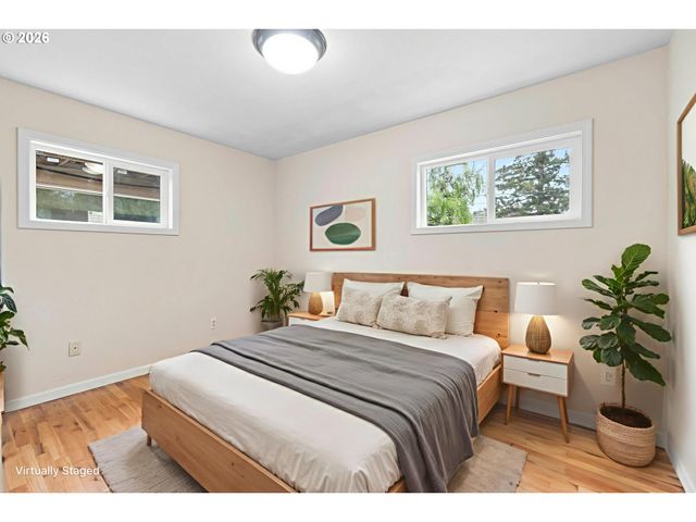 3716 Se 70TH Ave, Portland, OR 97206
