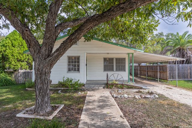 455 MAGAZINE AVE, New Braunfels, TX 78130