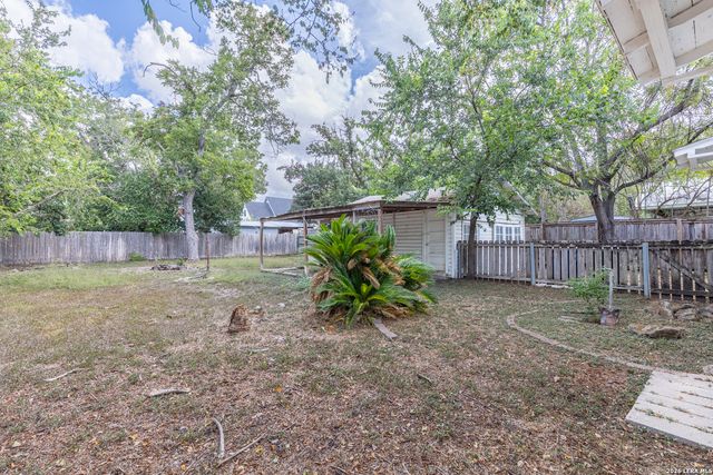 455 MAGAZINE AVE, New Braunfels, TX 78130
