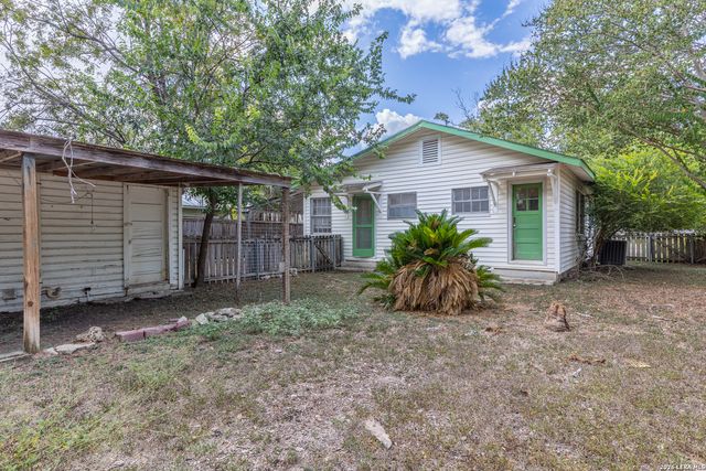 455 MAGAZINE AVE, New Braunfels, TX 78130