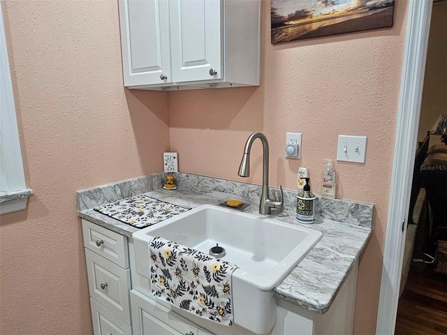 4250 NW 81ST LANE, Bell, FL 32619