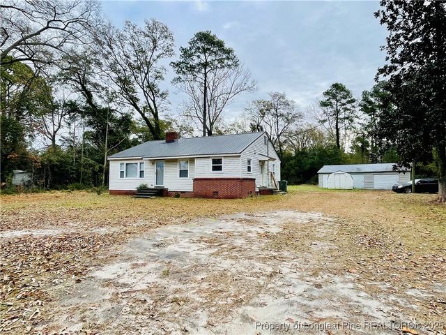 405 S Austin Street S, Maxton, NC 28364